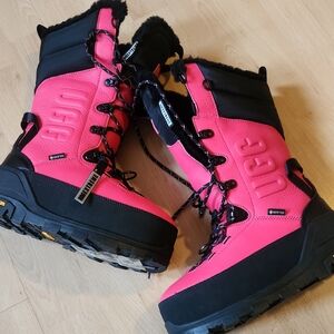 UGG Extreme Kids Boots